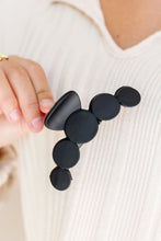 Load image into Gallery viewer, Black Minimalist 5 Circles Frosted Hair Claw Clip
