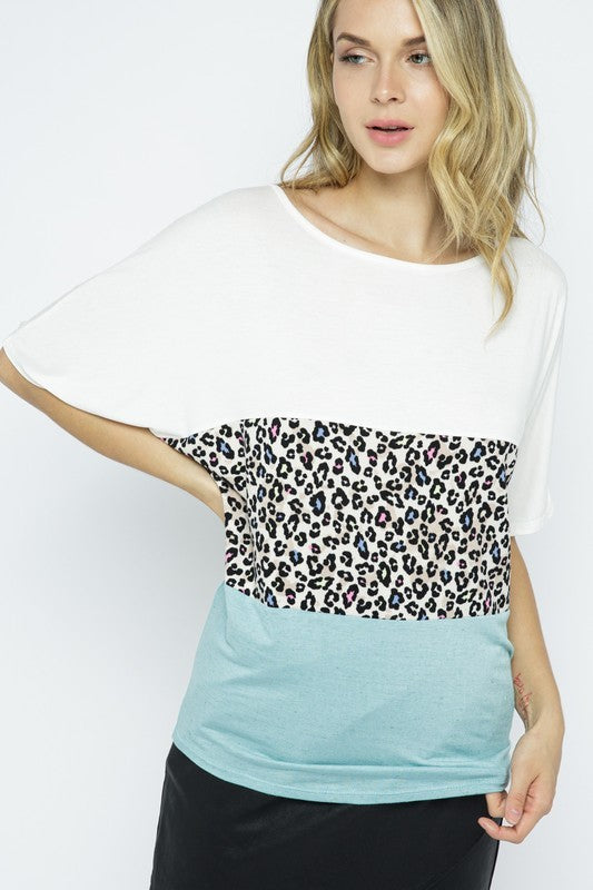 COLOR BLOCK ANIMAL PRINT TOP