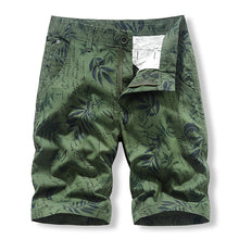 Load image into Gallery viewer, Men's Camouflage Capri Shorts
